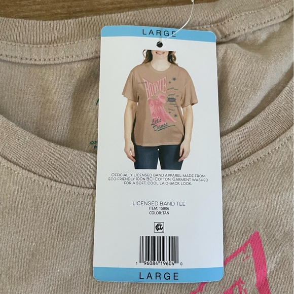 NWT David Bowie Graphic cotton short sleeve Tee in Tan and Pink- women’s large - Picture 4 of 7